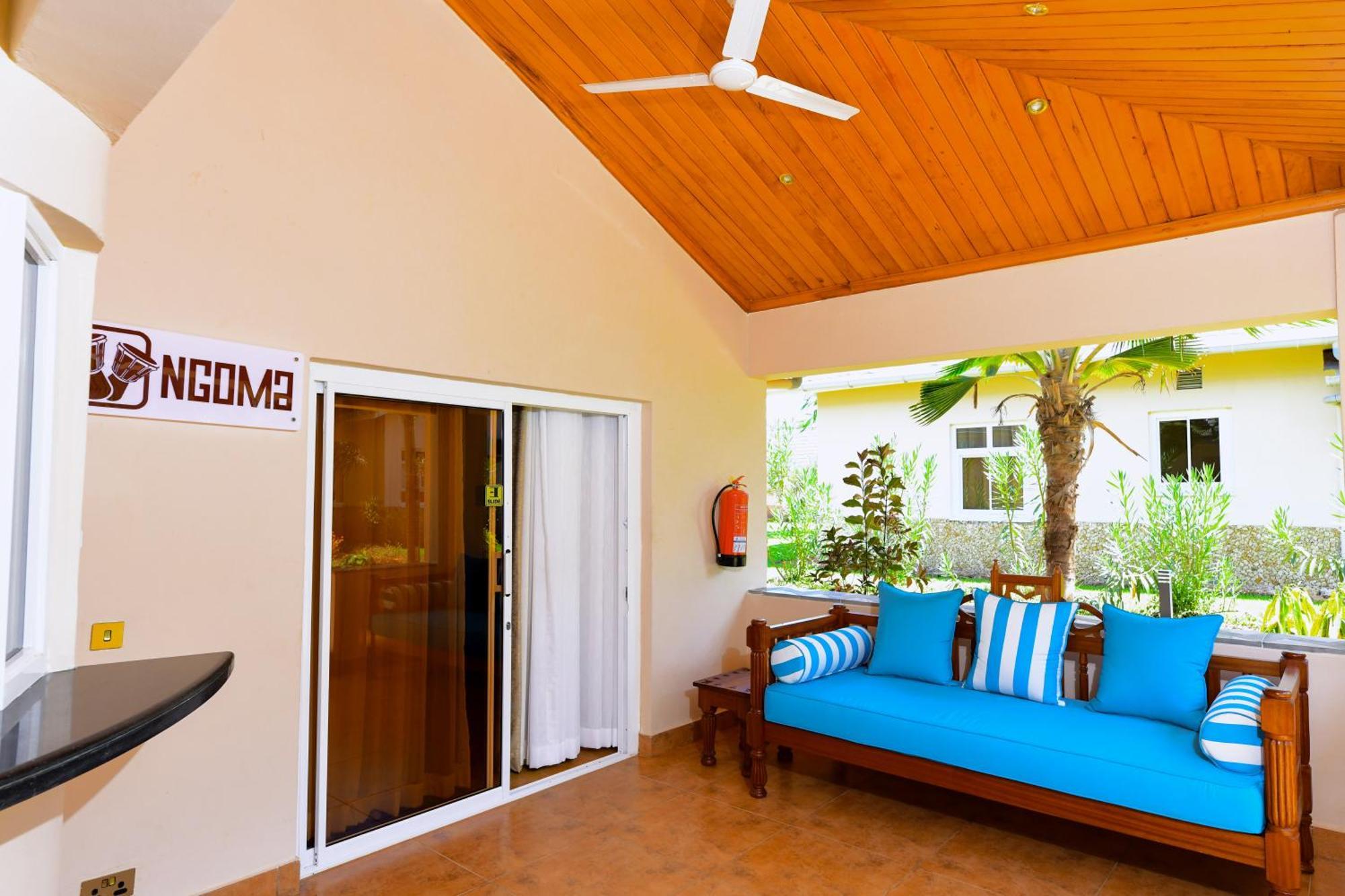 Vipingo Beach Resort Tezo Екстер'єр фото